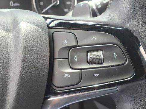 Used 2024 Buick Enclave Essence w/ Sport Touring Edition FWD image 18