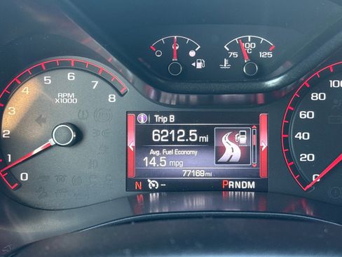 Used 2016 GMC Canyon SLT image 16