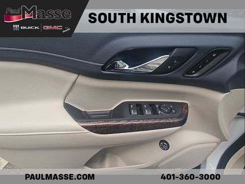 Certified 2023 GMC Acadia Denali w/ Denali Ultimate Package AWD/4WD image 12
