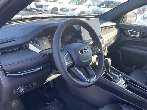 New 2026 Jeep Compass Limited image 10