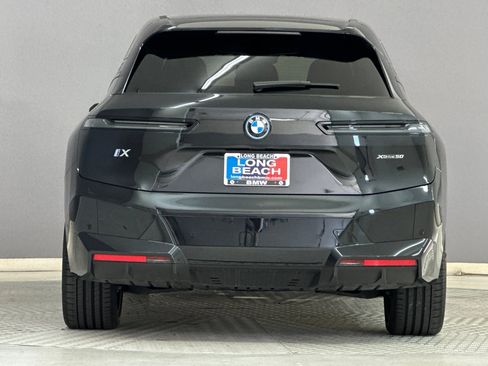 Certified 2024 BMW iX xDrive50 w/ Premium Package AWD/4WD image 10