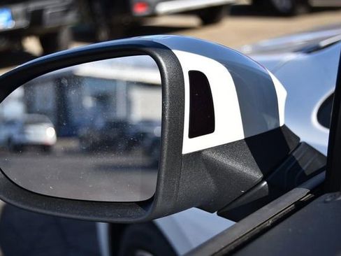 New 2026 Volkswagen GTI SE image 9