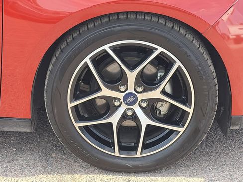 Used 2018 Ford Focus SEL FWD image 9