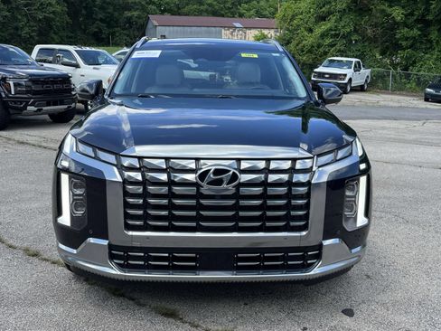 Used 2023 Hyundai Palisade Calligraphy w/ Cargo Package FWD image 8