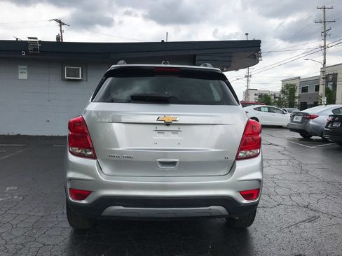 Used 2019 Chevrolet Trax LT w/ LT Convenience Package AWD/4WD image 6