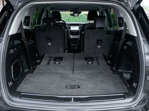 Used 2021 Jeep Grand Cherokee L Limited image 9