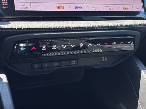 New 2026 Jeep Cherokee Laredo AWD/4WD image 32