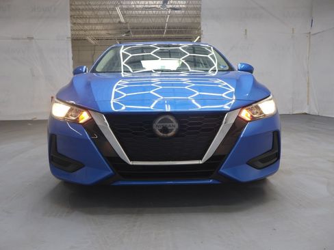 Used 2023 Nissan Sentra SV FWD image 2