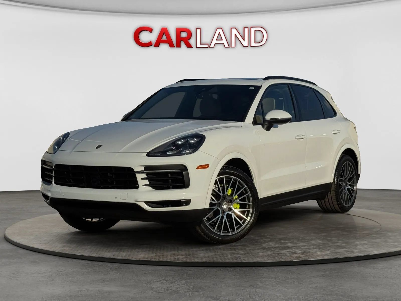 Used 2019 Porsche Cayenne AWD/4WD image 1