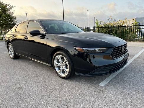 Certified 2023 Honda Accord LX image 3
