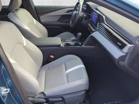 Used 2025 Toyota Camry SE FWD image 22