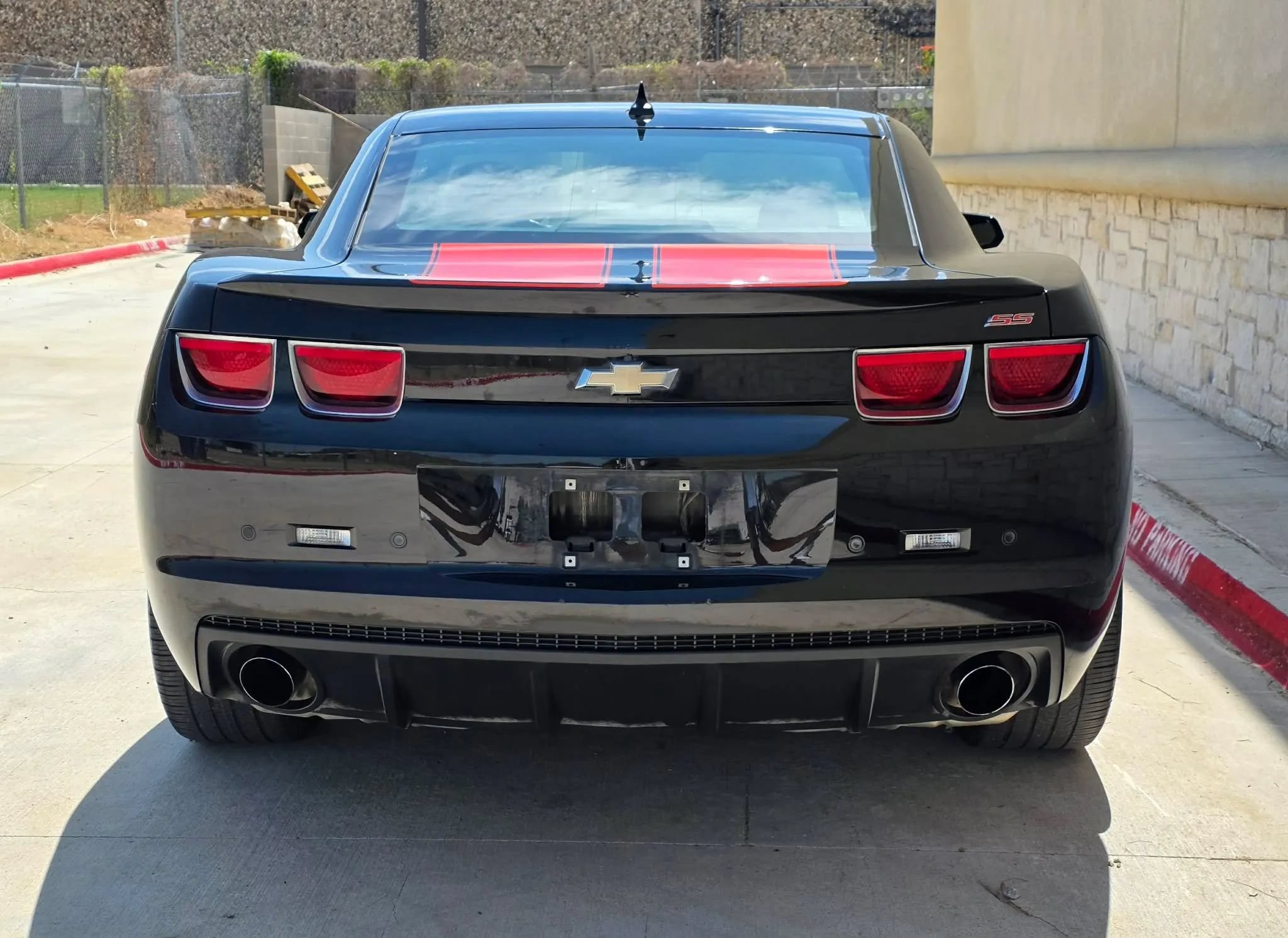 Used 2011 Chevrolet Camaro SS w/ RS Package RWD image 4