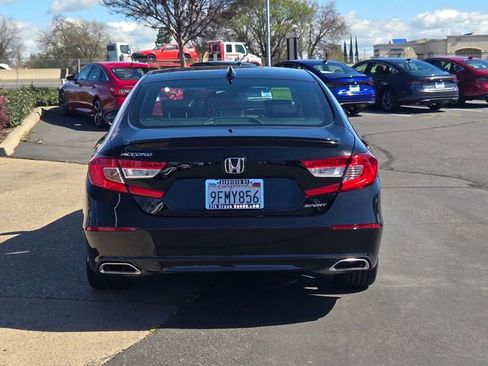 Used 2022 Honda Accord Sport image 5