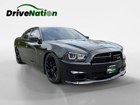 Used 2013 Dodge Charger SRT8 Super Bee w/ Convenience Group II RWD image 3