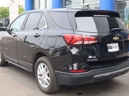 Used 2023 Chevrolet Equinox LT AWD/4WD image 3