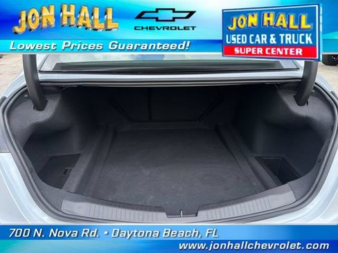 Used 2026 Cadillac CT5 Premium Luxury RWD image 9
