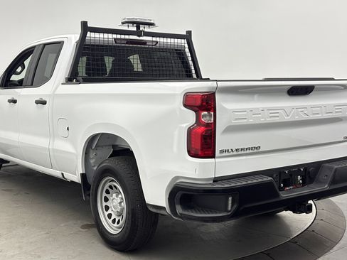 Used 2025 Chevrolet Silverado 1500 W/T w/ WT Value Package image 4
