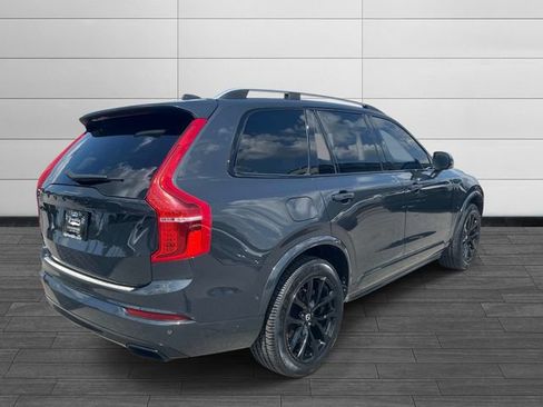 Used 2016 Volvo XC90 T6 Momentum w/ Momentum Plus Package AWD/4WD image 3
