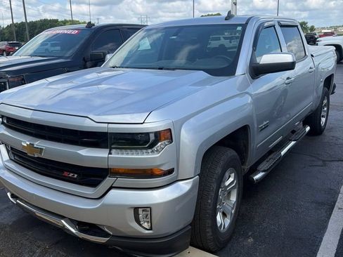 Used 2018 Chevrolet Silverado 1500 LT w/ Texas Edition AWD/4WD image 1