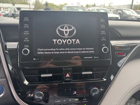 Used 2022 Toyota Camry LE w/ Cold Weather Package image 7