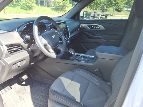 Certified 2023 Chevrolet Traverse LT FWD image 22