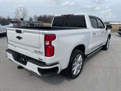Used 2023 Chevrolet Silverado 1500 High Country w/ High Country Premium Package AWD/4WD image 9