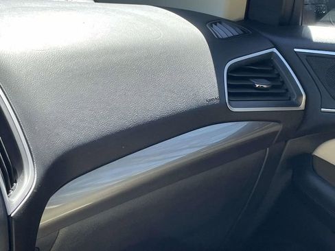 Used 2015 Ford Edge SEL w/ Equipment Group 201A image 31