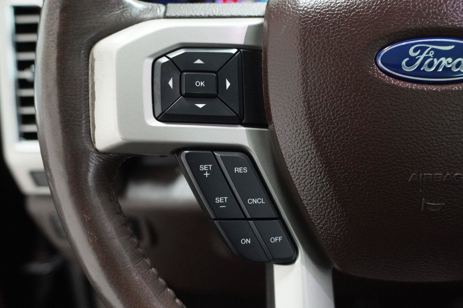 Used 2017 Ford F250 King Ranch w/ King Ranch Ultimate Package AWD/4WD image 18