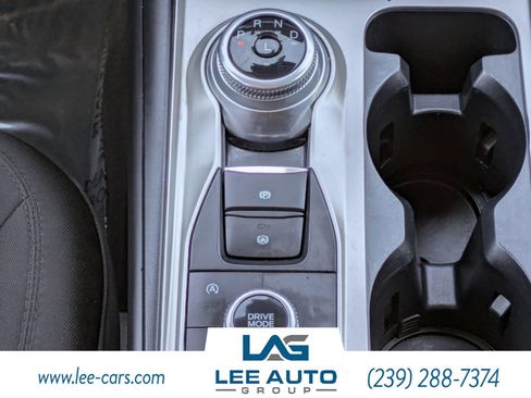 Used 2021 Ford Explorer XLT AWD/4WD image 18