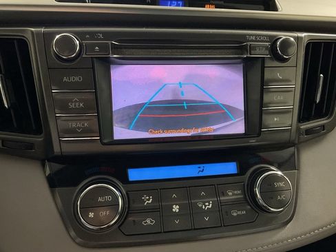 Used 2013 Toyota RAV4 XLE AWD/4WD image 4