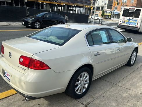 Used 2011 Buick Lucerne CXL w/ Driver Confidence Package image 2