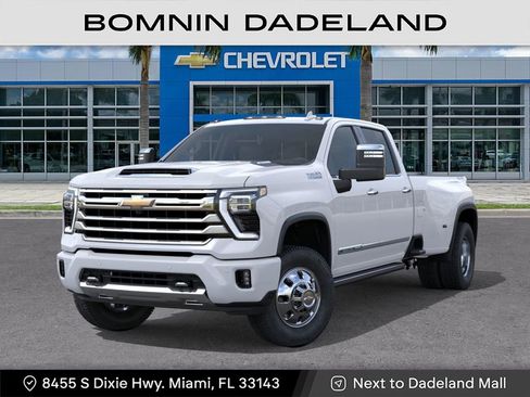 New 2026 Chevrolet Silverado 3500 High Country w/ High Country Premium Package AWD/4WD image 7