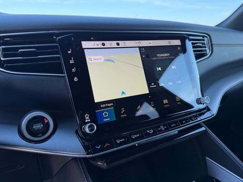 New 2026 Jeep Grand Wagoneer Limited image 32