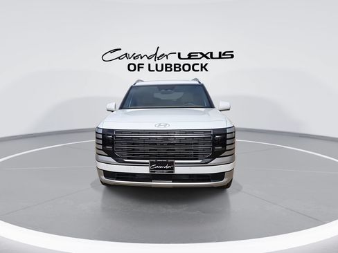 Used 2026 Hyundai Palisade Calligraphy FWD image 3
