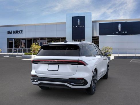 New 2024 Lincoln Nautilus Reserve w/ Equipment Group 202A image 8