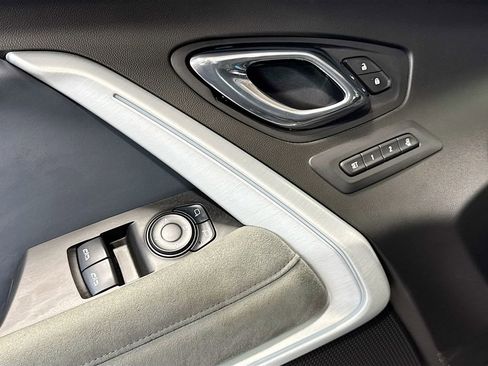 Used 2017 Chevrolet Camaro SS w/ LPO, Ground Effects Package image 23