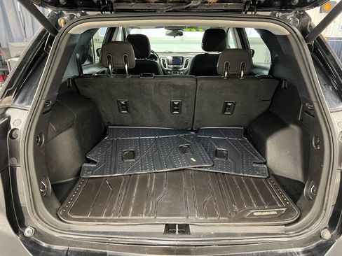 Used 2018 Chevrolet Equinox LT w/ Redline Edition AWD/4WD image 12