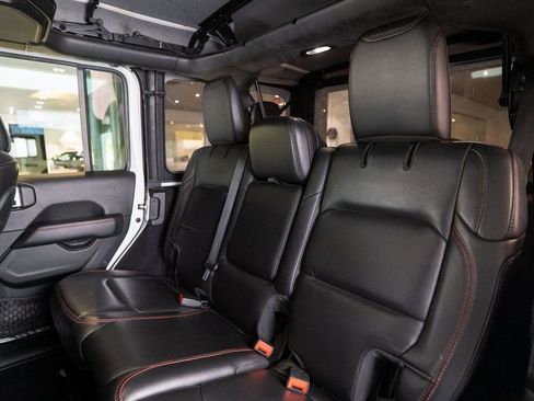 Used 2020 Jeep Wrangler Unlimited Rubicon image 31