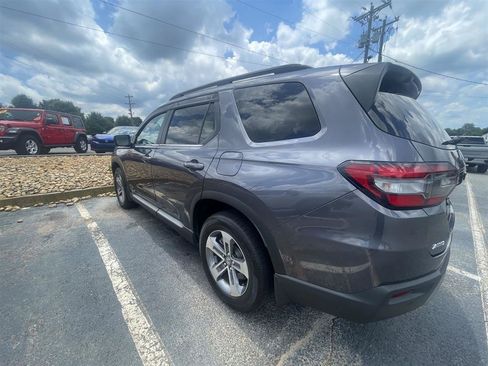 Used 2023 Honda Pilot EX-L image 5