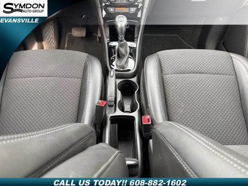 Used 2022 Buick Encore Preferred w/ Safety Package image 12