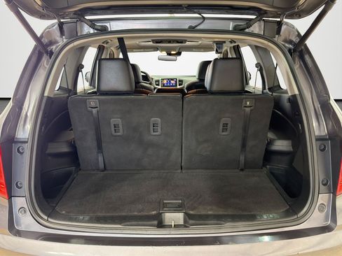 Used 2016 Honda Pilot Touring image 26