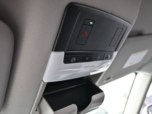 Used 2024 Nissan Rogue SV image 29