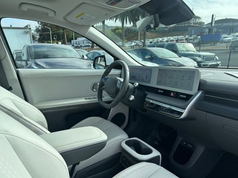 Used 2024 Hyundai Ioniq 5 Limited AWD/4WD image 30