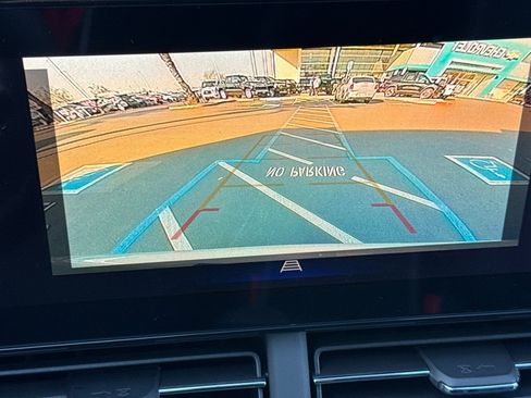 New 2026 Chevrolet Trax LT w/ Driver Confidence Package image 18