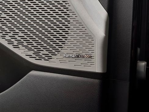 Used 2024 Hyundai Palisade SEL FWD image 16