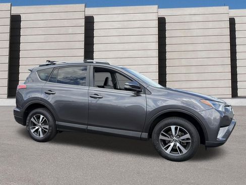 Used 2016 Toyota RAV4 XLE w/ Convenience Package AWD/4WD image 6
