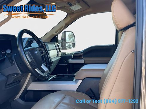Used 2022 Ford F350 Lariat w/ Lariat Value Package image 9
