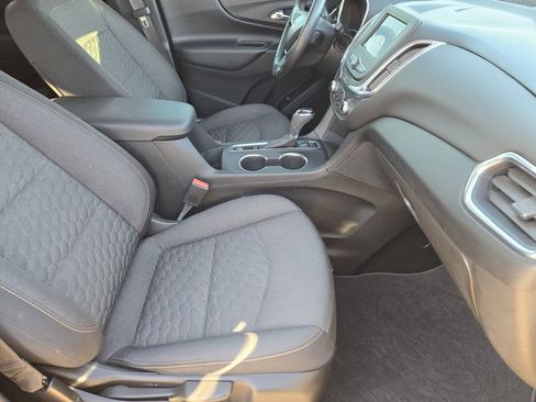 Used 2020 Chevrolet Equinox LT image 9