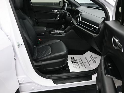 Used 2023 Kia Sportage X-Line AWD/4WD image 13