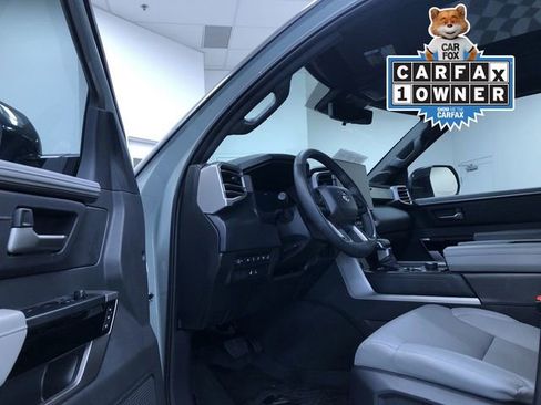 Used 2025 Toyota Tundra Limited image 2